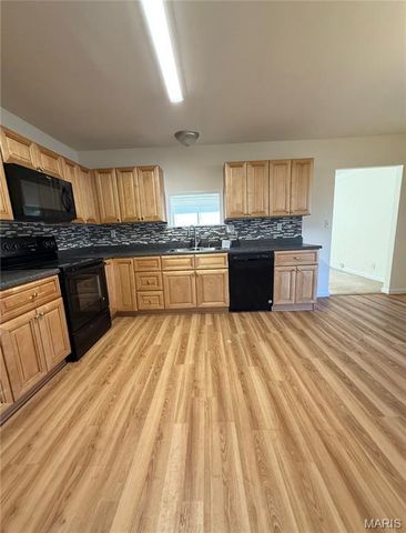 206 LIBERTY Drive, Belleville, IL 62226