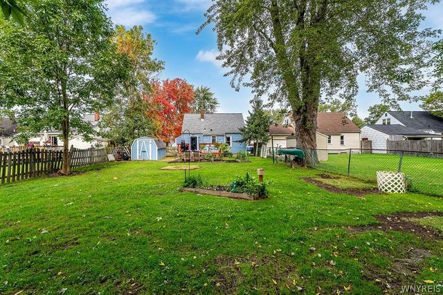 80 Wilkshire Place, Lancaster, NY 14086