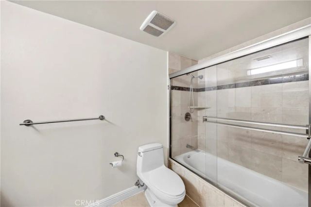 980 S Oxford 303, Los Angeles, CA 90006