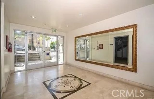 980 S Oxford 303, Los Angeles, CA 90006