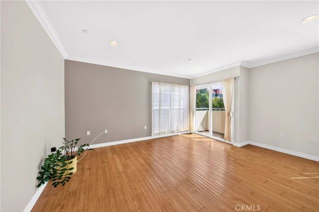 980 S Oxford 303, Los Angeles, CA 90006
