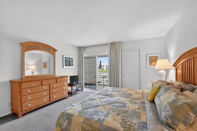 202 Wellington D, West Palm Beach, FL 33417