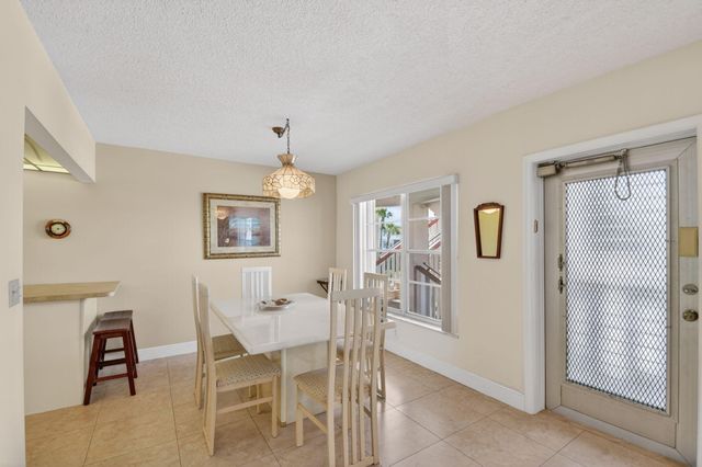 202 Wellington D, West Palm Beach, FL 33417