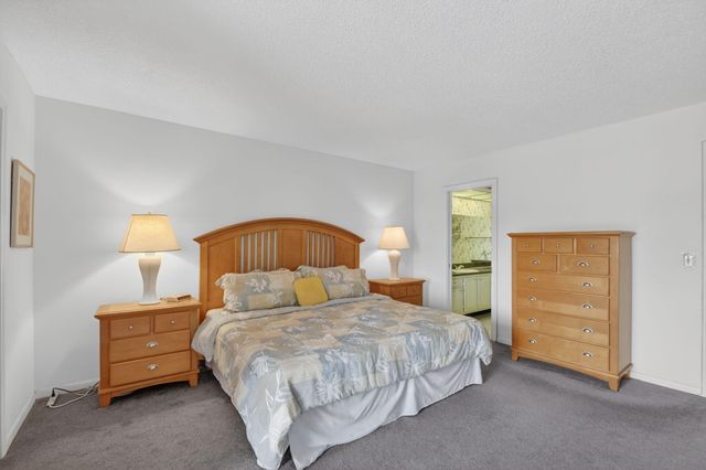 202 Wellington D, West Palm Beach, FL 33417