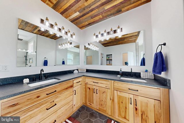 23730 HENRY RD, Ridgely, MD 21660