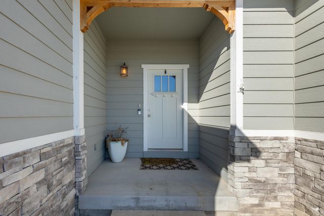 8763 N Kelliann Way, Manhattan, KS 66502