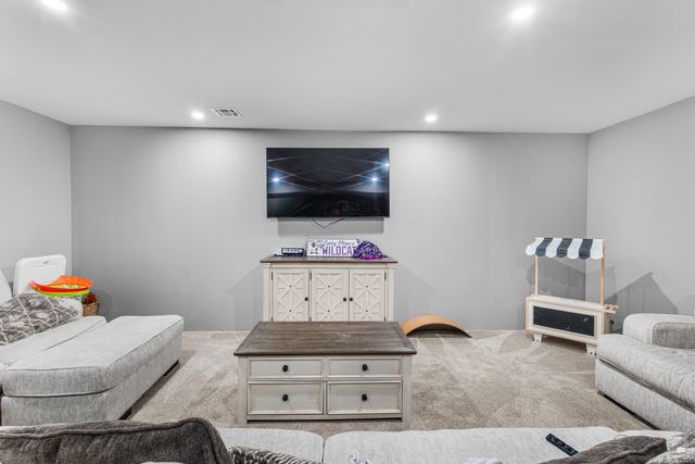 8763 N Kelliann Way, Manhattan, KS 66502