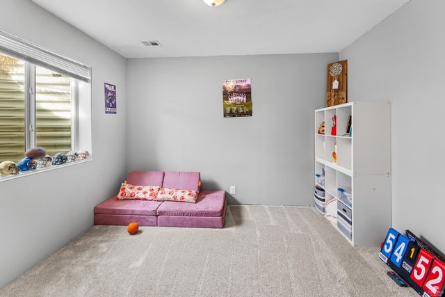 8763 N Kelliann Way, Manhattan, KS 66502