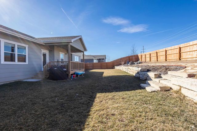 8763 N Kelliann Way, Manhattan, KS 66502
