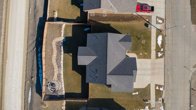 8763 N Kelliann Way, Manhattan, KS 66502