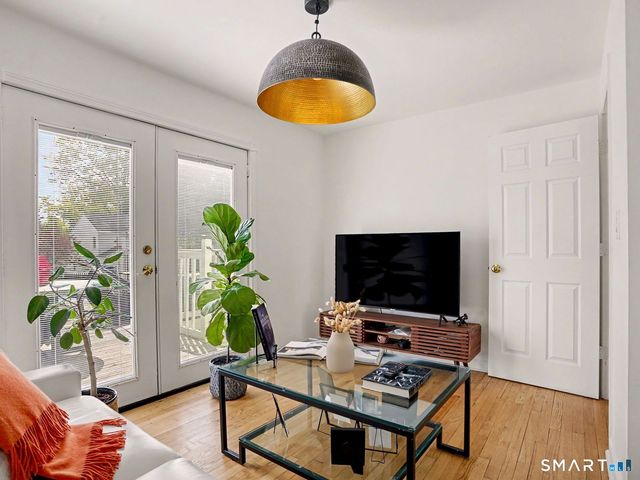 43 George Avenue, Norwalk, CT 06851
