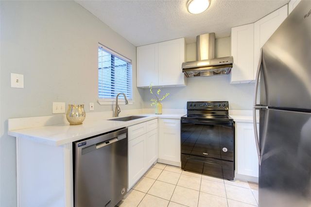 1620 Good Day Drive, Missouri City, TX 77459