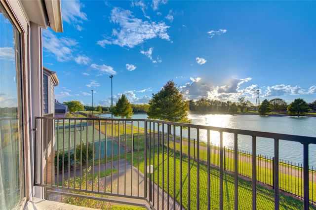1620 Good Day Drive, Missouri City, TX 77459