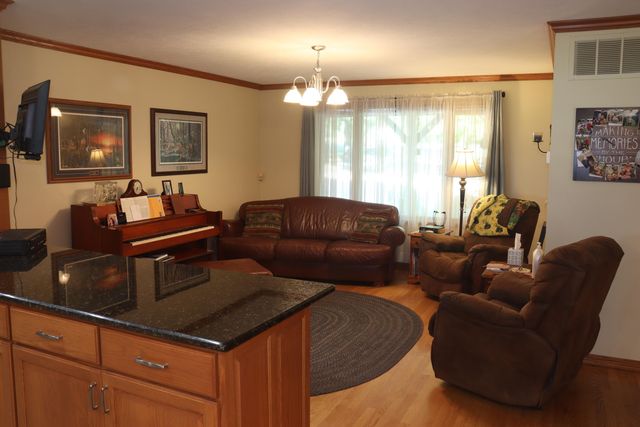 17984 State Hwy 248, Cassville, MO 65625