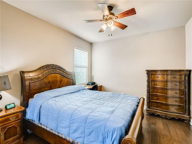 215 Woodlands CT, Lakeway, TX 78738
