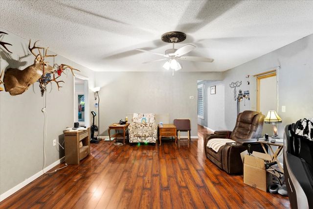 1250 Garrett Road, Whitewright, TX 75491