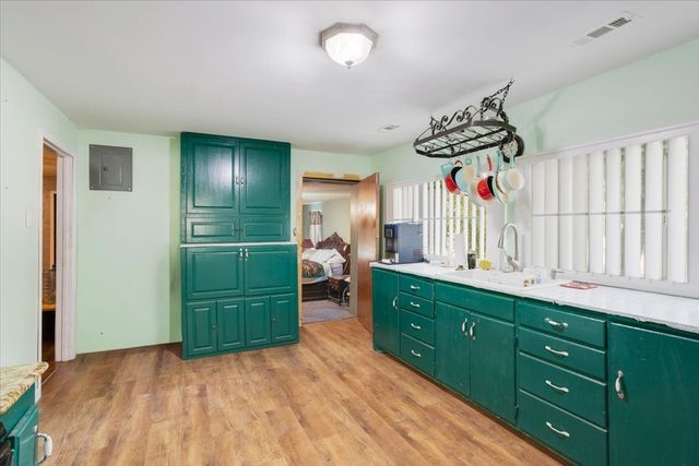 1250 Garrett Road, Whitewright, TX 75491