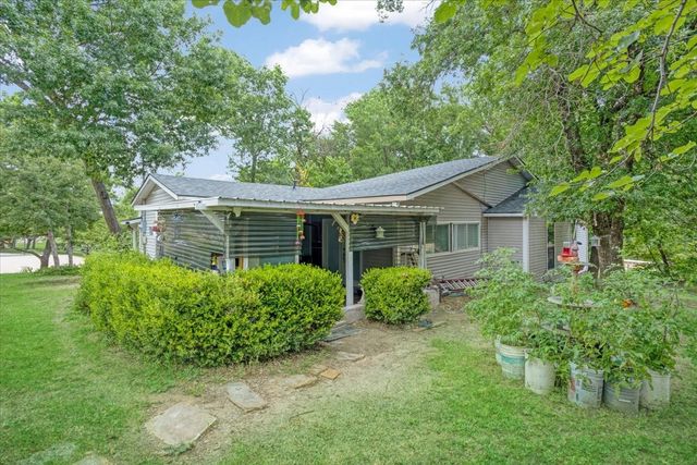 1250 Garrett Road, Whitewright, TX 75491