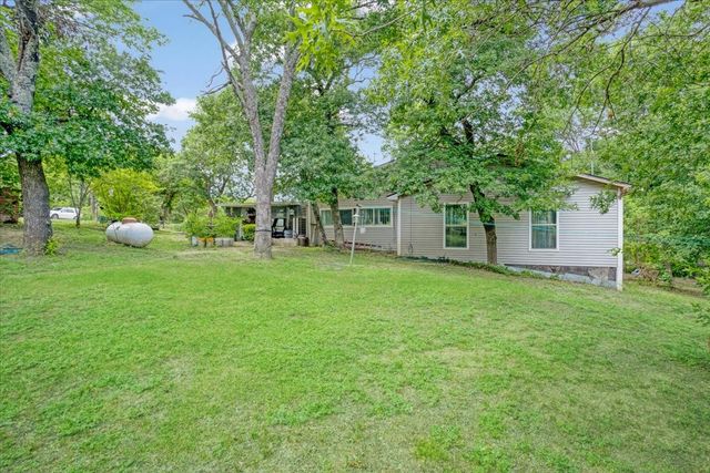 1250 Garrett Road, Whitewright, TX 75491