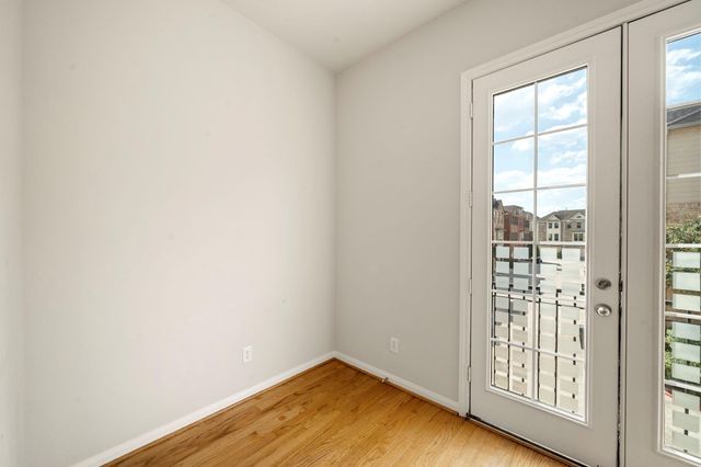 1726 Stacy Falls, Houston, TX 77008