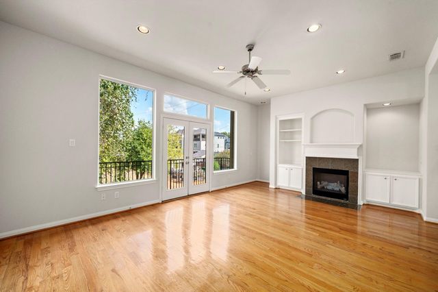 1726 Stacy Falls, Houston, TX 77008