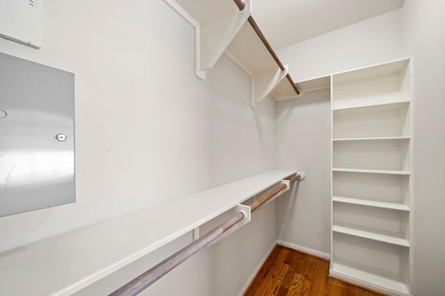 1726 Stacy Falls, Houston, TX 77008