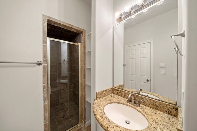 1726 Stacy Falls, Houston, TX 77008