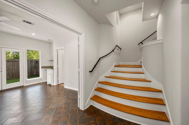 1726 Stacy Falls, Houston, TX 77008