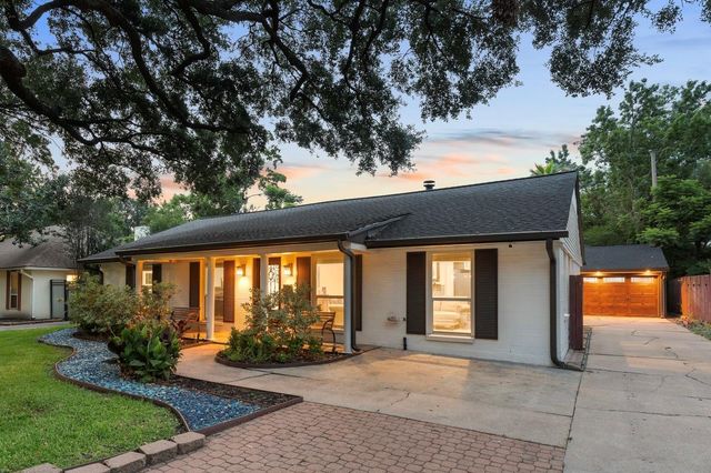 9623 Val Verde Street, Houston, TX 77063