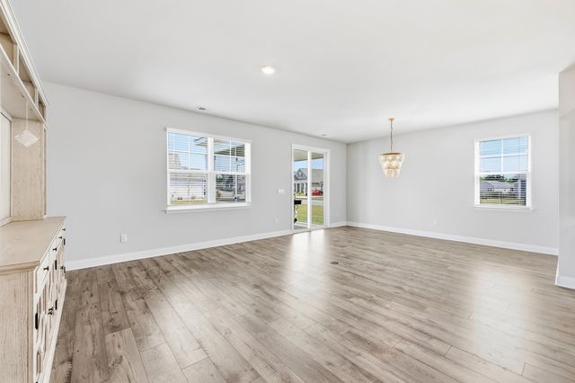 7132 McGregor Dr., Little River, SC 29566