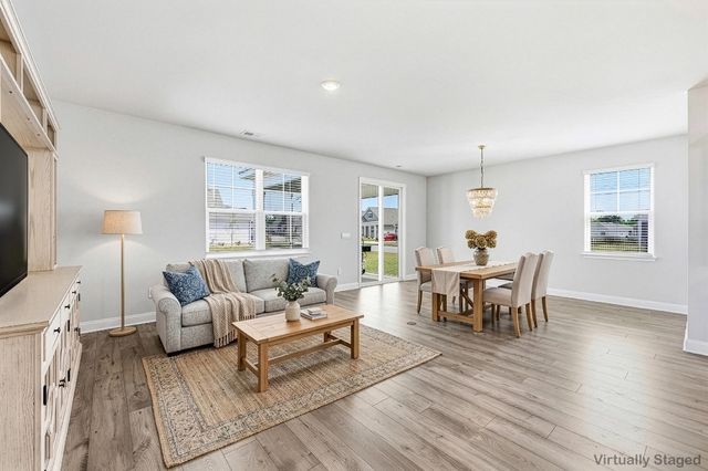 7132 McGregor Dr., Little River, SC 29566