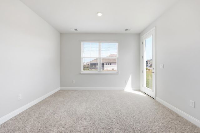 7132 McGregor Dr., Little River, SC 29566