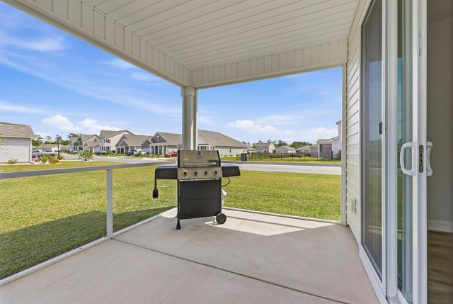 7132 McGregor Dr., Little River, SC 29566