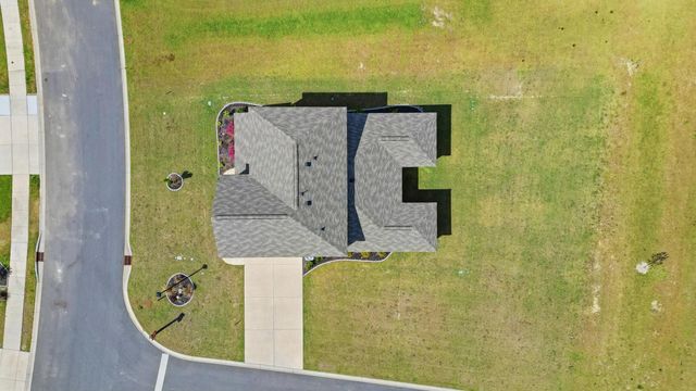 7132 McGregor Dr., Little River, SC 29566