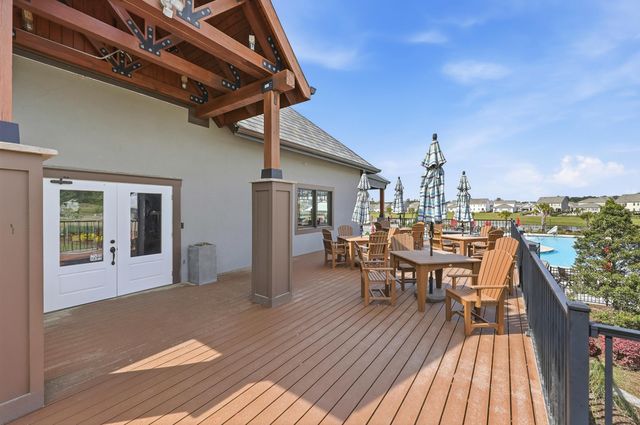 7132 McGregor Dr., Little River, SC 29566