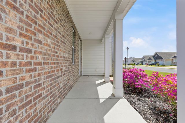 7132 McGregor Dr., Little River, SC 29566