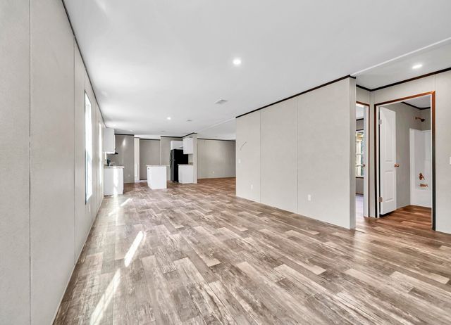 163 Gregory Dean Lane, Defuniak Springs, FL 32433