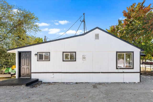 821 S Chronicle St, Spokane Valley, WA 99212