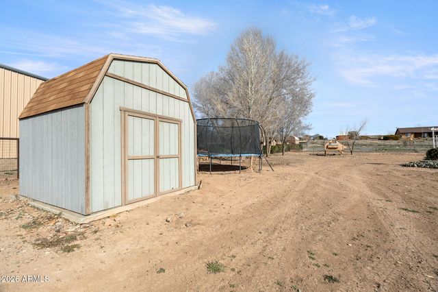 25820 N MERLOT Lane, Paulden, AZ 86334