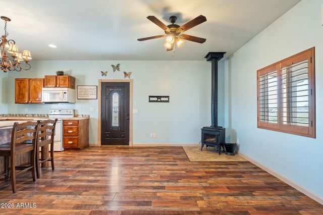 25820 N MERLOT Lane, Paulden, AZ 86334