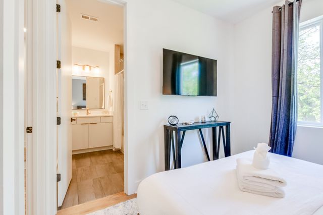 2809 Delaware Ave Apt 203, Nashville, TN 37209