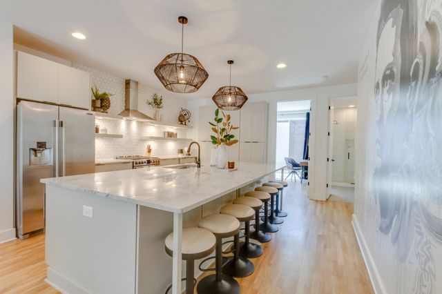 2809 Delaware Ave Apt 203, Nashville, TN 37209