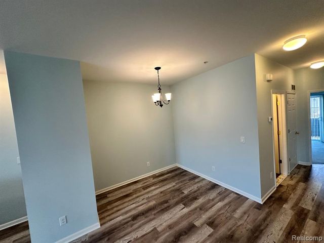 25520 Portico Lane, Novi, MI 48375