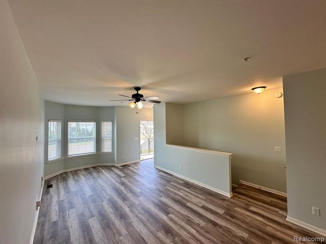 25520 Portico Lane, Novi, MI 48375