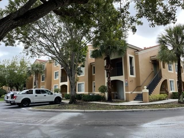 8000 N Nob Hill Rd 206, Tamarac, FL 33321