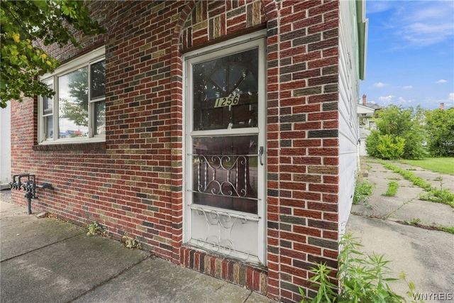 1256 East Lovejoy Street, Buffalo, NY 14206