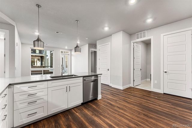 20 Wilcox Street 207, Castle Rock, CO 80104