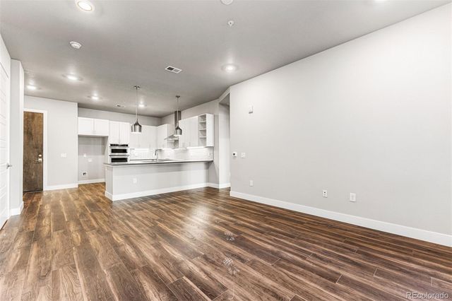 20 Wilcox Street 207, Castle Rock, CO 80104