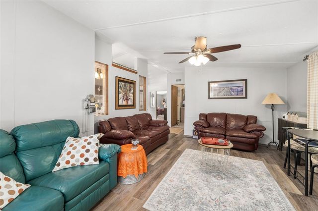 3639 NE 80TH AVENUE, High Springs, FL 32643