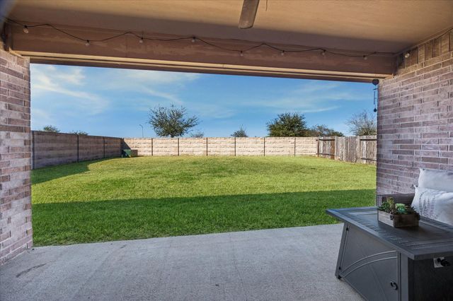 9710 Golden Cypress Drive, Rosharon, TX 77583